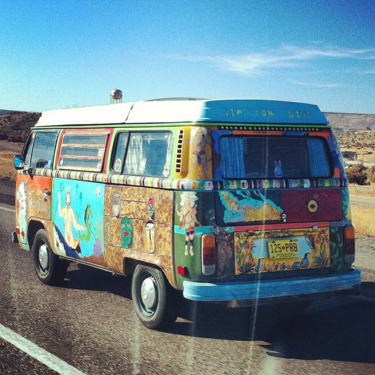chip-ragsdale-an-old-hippie-bus
